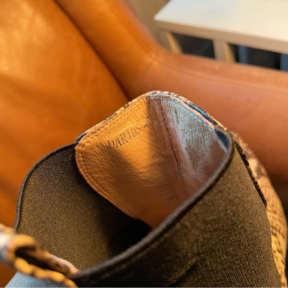 Mollini Darius black white python ankle boot bootie western snakeskin Chelsea - Picture 12 of 17